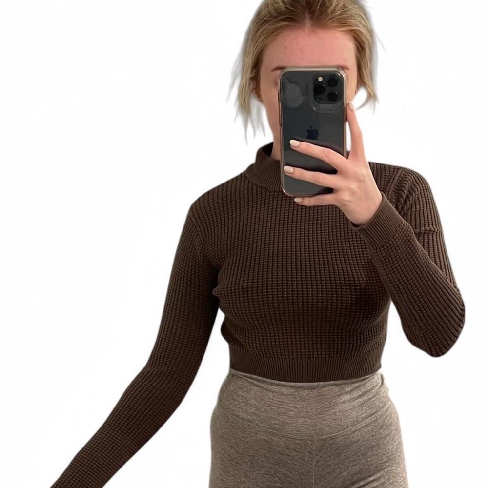 SOLD - Women's Brown ‘Garage’ knit Sweater
